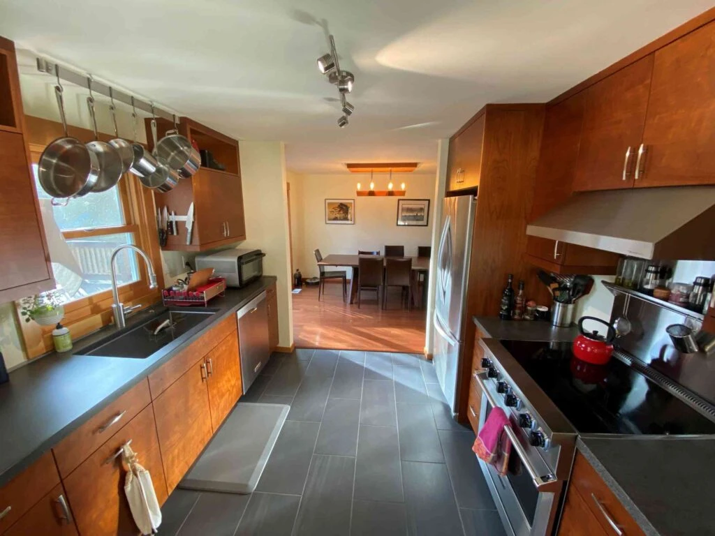 20210220_164045823_iOS